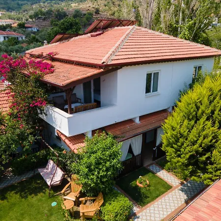 Bed and Breakfast Buesra Selimiye *